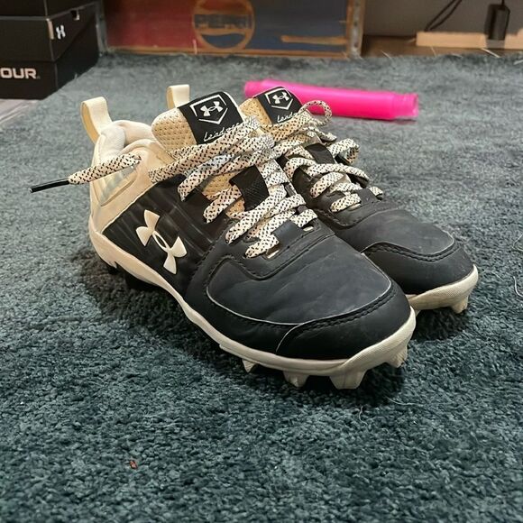Under Armour Toddler Cleats - Picture 1 of 8